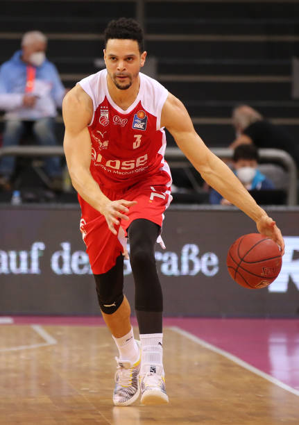 持了强悍的 持了强悍的