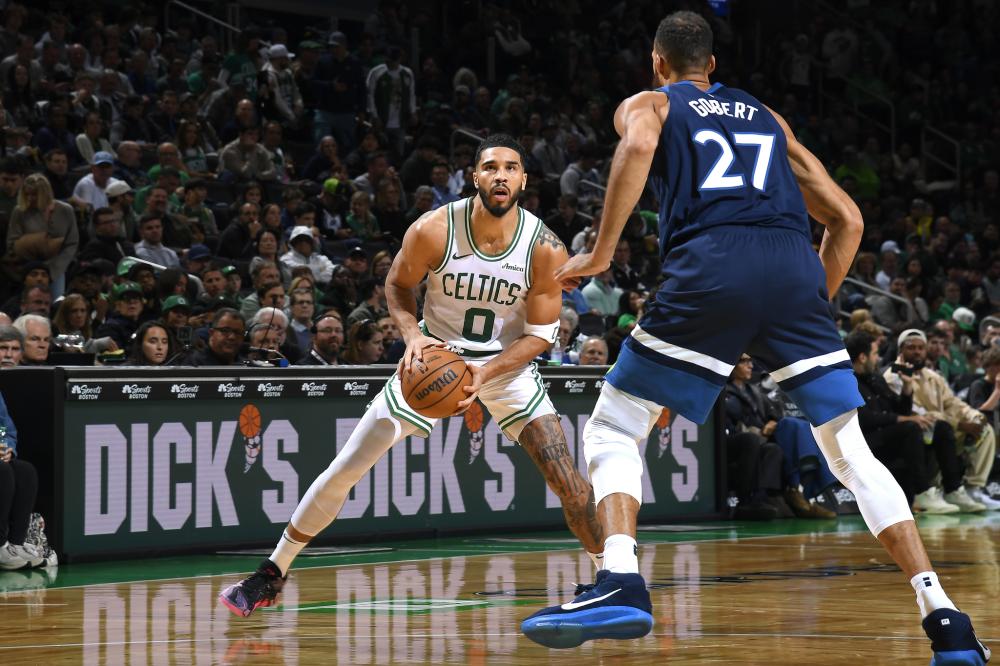 球迷开始反 球迷开始反