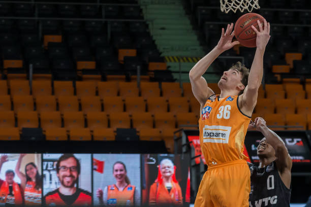 力与潜力 力与潜力